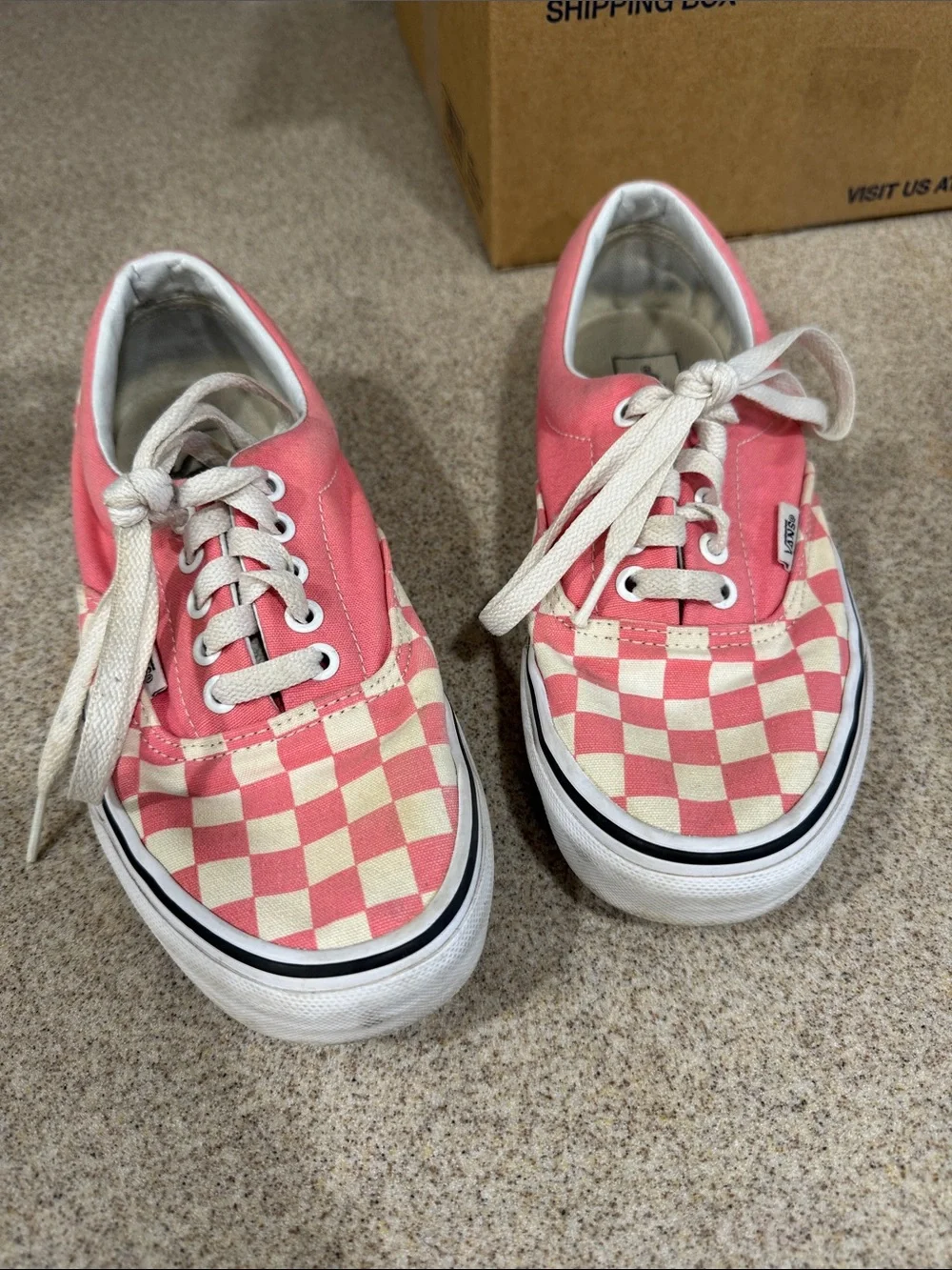 Vans Pink Checkerboard Lace-Up Canvas Sneakers - Picture 1 of 4